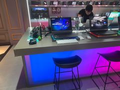 -ROG玩家国度(美罗城店)