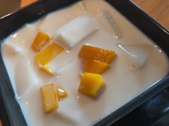 芒果双皮奶-米兰厨房(大石桥直营店)