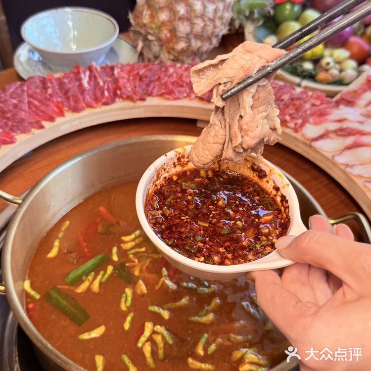 这顿火锅吃出了丽江旅行的高光时刻！