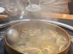 -阿山卓·野生菌火锅·纳西火塘烤肉