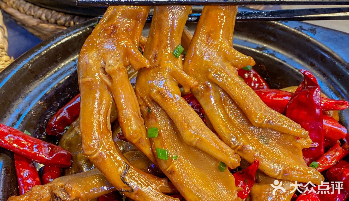 来六合记得吃这家海鲜砂锅！！！