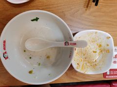 -南城香·饭香串香馄饨香(青年路店)