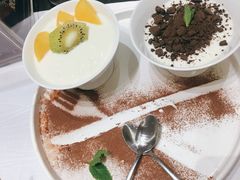 -红鼎豆捞·非遗鲍皇汤火锅(宝丰路店)