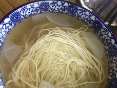 -陇上全荟兰州传统牛肉面(延吉路店)