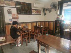 大堂-家烧面馆【南山路知名经典面食】