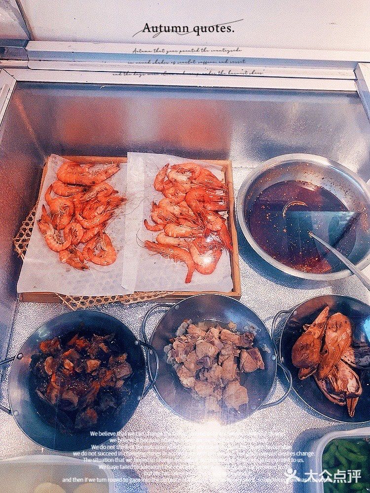 各种串串，烤的满好吃，满入味的那种