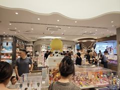 -泡泡玛特POPMART(国金街店)