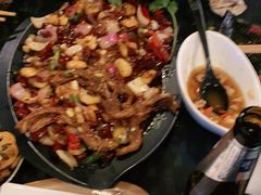-何师烧烤Pro ·江湖川菜·小龙虾·精酿(太古里旗舰店)