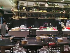 大堂-钱小奴海鲜自助黑金店(杭州滨江龙湖店)