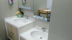 -睿宝儿科·眼科·口腔(静安大悦城门诊部)