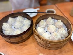 -莱莱小笼·乔艾