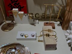 -LADY FAFA(巨鹿路陕西南路路口店)