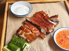 海南非遗烤乳猪-小白的·非遗东方烤乳猪·海南菜连锁餐厅(椰梦长廊外贸路店)