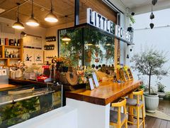 -Cafe In Little Forest