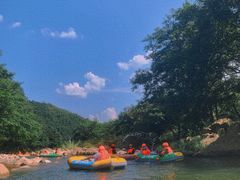 -雅鲁激流探险漂流