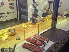 -牛员外鲜切牛肉火锅