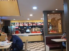 大堂-魏家凉皮(黄雁村店)