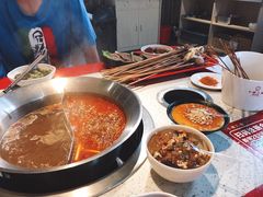 -牛華八婆火锅串串(南中环店)
