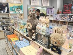 -泡泡玛特POPMART(杭州乐堤港店)