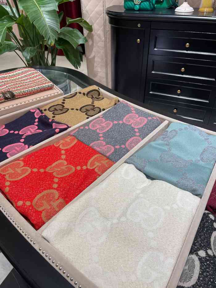 gucci(skp女装店)-"真的要点评一下一楼gucci女装店,货全.