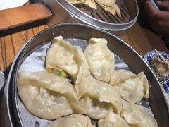 -方国老头包子·39年威海本地老字号•小船海鲜疙瘩汤