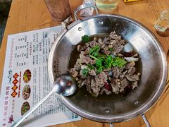 -大众跷脚牛肉馆·非遗传承单位(峨眉山店)