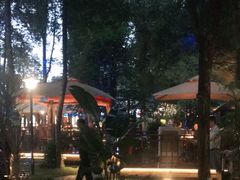 -二荆条·蜀鲜汇城市森林火锅