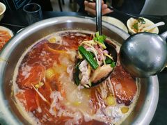 -周良天山牛杂城(天山路总店)