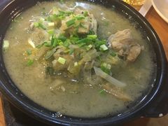 -篱笆院东北饺子王(欧阳路店)