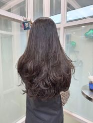 -首脑美发沙龙