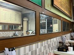 -龙香记桂林米粉(东扬威街11号楼店)