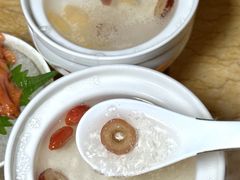 -雍和会海鲜姿造自助(湖东路店)