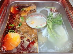 红汤梭边鱼锅-新辣道鱼火锅(国瑞城店)