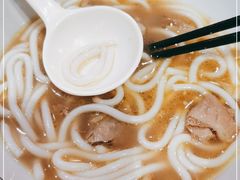 -鑫花溪牛肉米粉(东环大润发店)