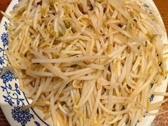 -老天桥酱肉烧饼夹肘子(天桥店)