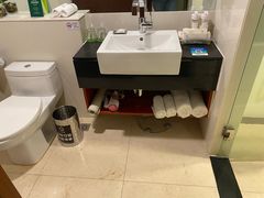 -上海浦东假日酒店
