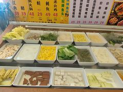 -谭公鱼头·鲜鱼火锅·小龙虾·江湖菜(秀沿路店)