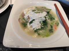 -荣誉海鲜酒楼(海湾店)