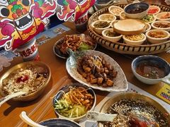 -包整·丝娃娃(一览甲秀楼风景店)