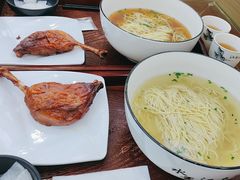 -百年老字号·观振兴蟹黄面·三虾面·苏式面(观前街富仁坊巷店)