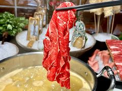 -鲜入唯煮·港式海鲜牛肉火锅(金宝街店)