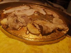 -猪啊牛呀羊啊铜盘烤肉(正大广场店)