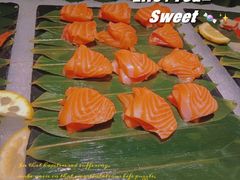 新鲜三文鱼-加餐海鲜自助(宝龙一城店)