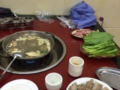 -老石黑山羊毛驴肉火锅(金凯广场店)