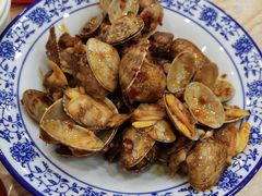 -江城燕子大排档(江汉路步行街店)