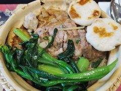 沙姜鸡原味牛肉土猪肉饼-华记煲仔华·煲仔饭(三元里万科里店)