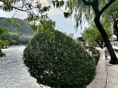 -绍兴东湖风景区