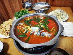 -苗家恒灵酸汤鱼-跳水牛肉连锁店(凯里总店)