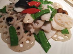 -荷塘秋月·本帮江浙菜(国权路店)