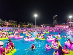 -长沙湘江冰雪世界